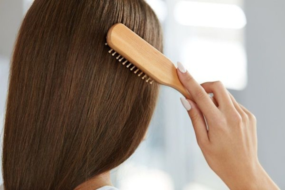 11 cách giữ tóc mái vào nếp bền đẹp mọi lúc, mọi nơi
