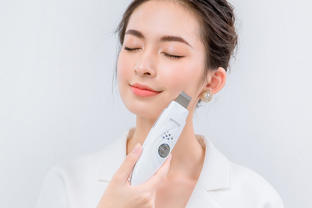 11 Dụng Cụ Chăm Sóc Da Mặt Cần Thiết Cho Phái Đẹp
