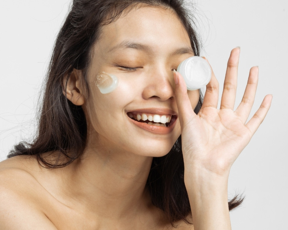 13 Cách Chăm Sóc Da Mặt Để Không Bị Mụn Hiệu Quả
