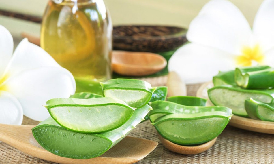 16+ cách làm trắng da bằng nha đam BẬT TONE tức thì
