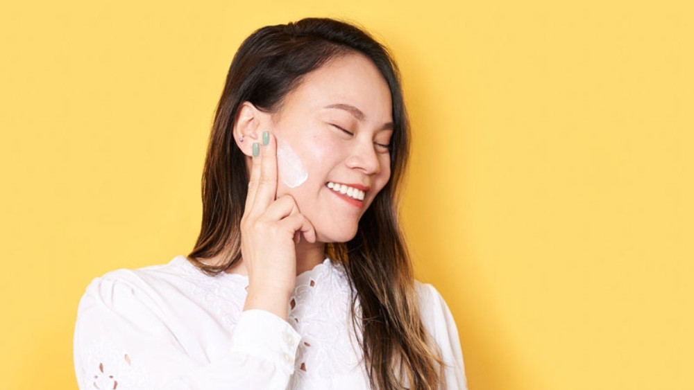 8 cách chăm sóc làm đẹp da mặt sau sinh hiệu quả tại nhà