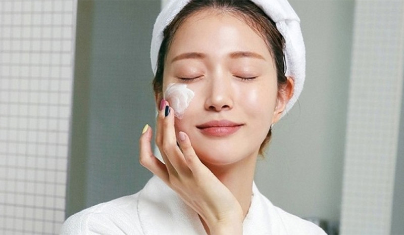 Áp dụng 10 cách chăm sóc da của người Hàn để có làn da căng bóng