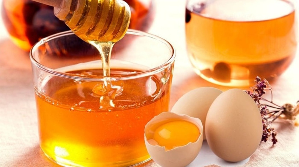 Bỏ túi 14 cách làm đẹp từ mật ong đơn giản để có làn da mịn màng