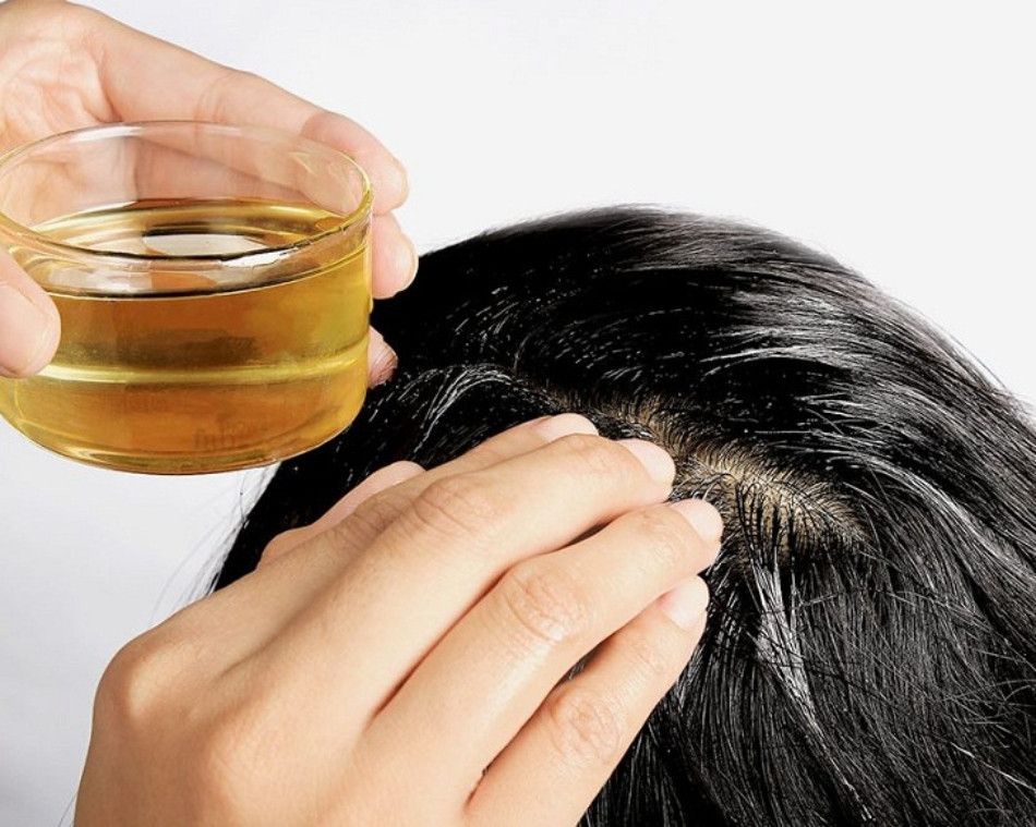 Cách Phục Hồi Tóc Xơ Rối Không Vào Nếp Hiệu Quả Ngay Tại Nhà