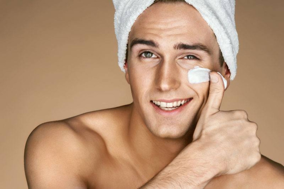 Chăm Sóc Da Cho Nam Giới: Tại Sao Và Cách Thức Thực Hiện?
