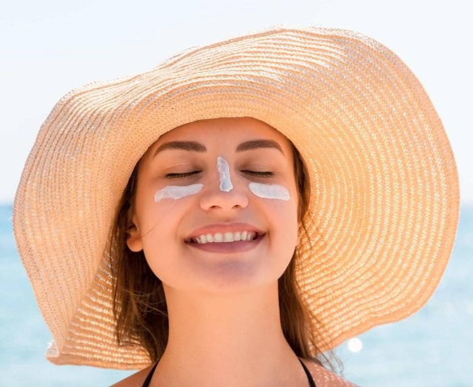 Dùng kem chống nắng: Tại sao cần thiết và những lợi ích không thể bỏ qua