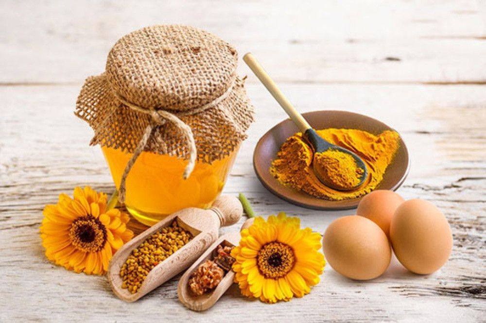 Khám Phá 7 Tác Dụng Tuyệt Vời Của Nghệ Và Mật Ong Trong Làm Đẹp