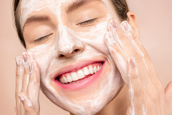 Mụn đầu đen: Nguyên nhân, Cách nhận biết và Phương pháp điều trị hiệu quả