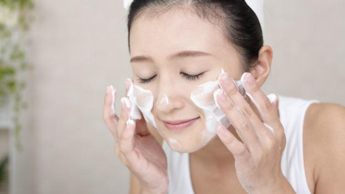 Mụn trứng cá: Nguyên nhân, cách nhận biết và giải pháp hiệu quả