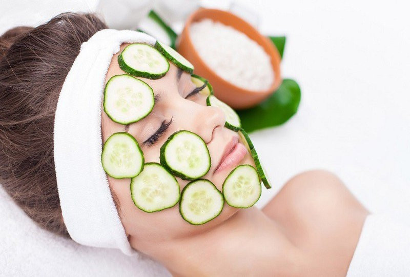 Nguyên nhân và 12+ cách hạn chế da tiết dầu hiệu quả