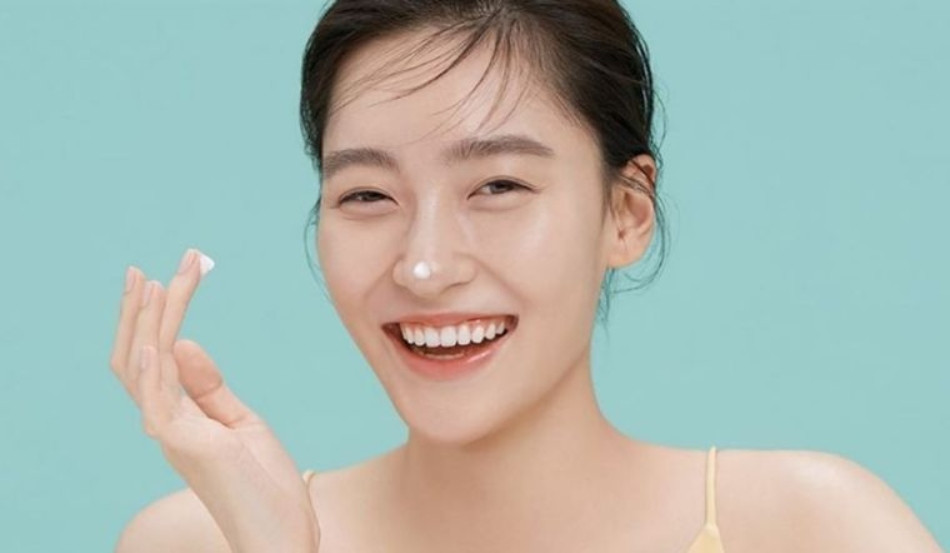 Tẩy tế bào chết có làm trắng da không? Lưu ý khi sử dụng