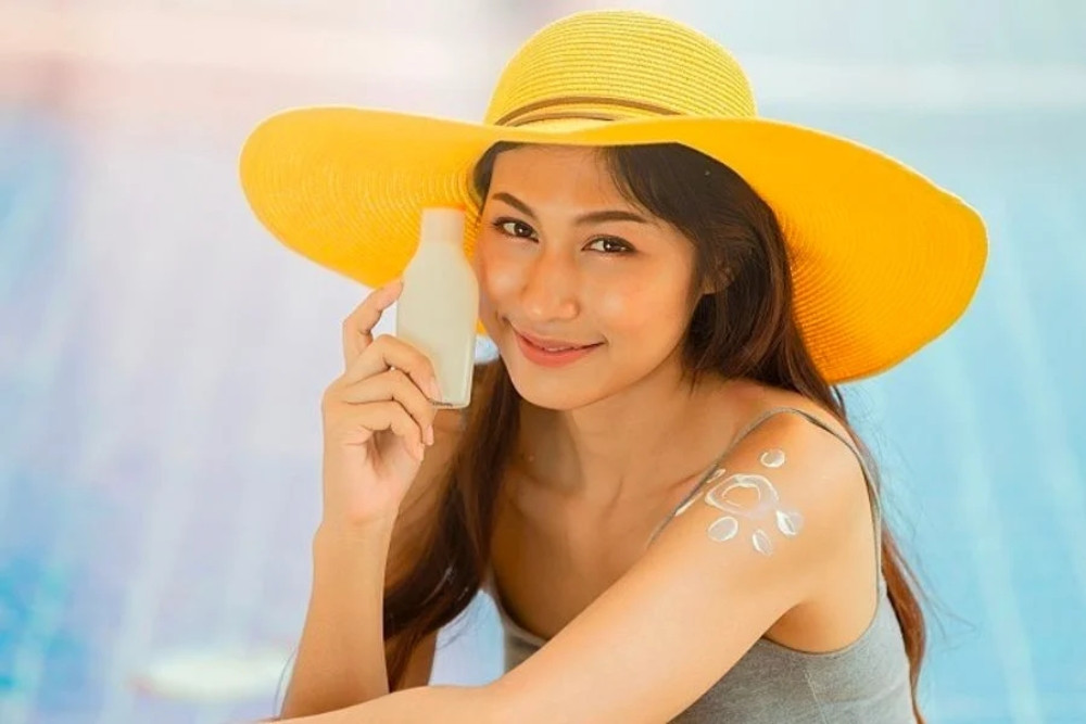 Tìm hiểu 11 công dụng của kem chống nắng bảo vệ da hằng ngày