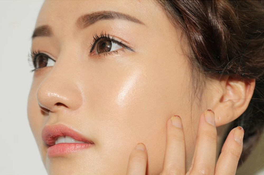 Tìm hiểu 11 công dụng của kem chống nắng bảo vệ da hằng ngày