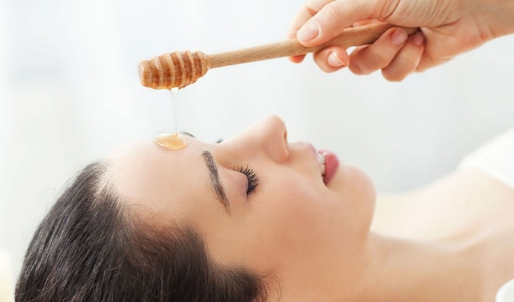 Tìm hiểu 14 công dụng của mật ong trong làm đẹp mà bạn chưa biết
