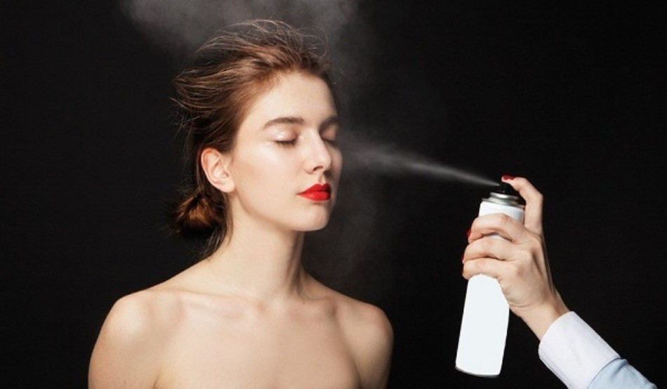 Xịt khoáng sau bước nào trong chu trình skincare là đúng?